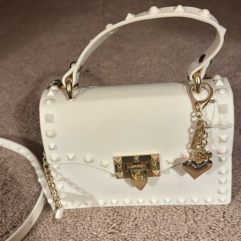 Super cute white purse